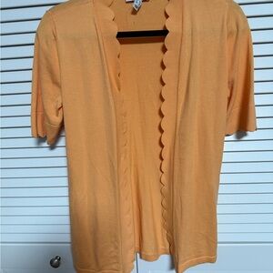 NWOT (?) Isaac Mizrahi Peach Scalloped Cardigan